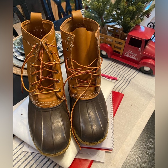 L.L. Bean Boots - Picture 2 of 5